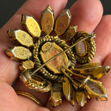 Charger l'image dans la galerie, Belle broche ancienne signée Christian Dior 1964