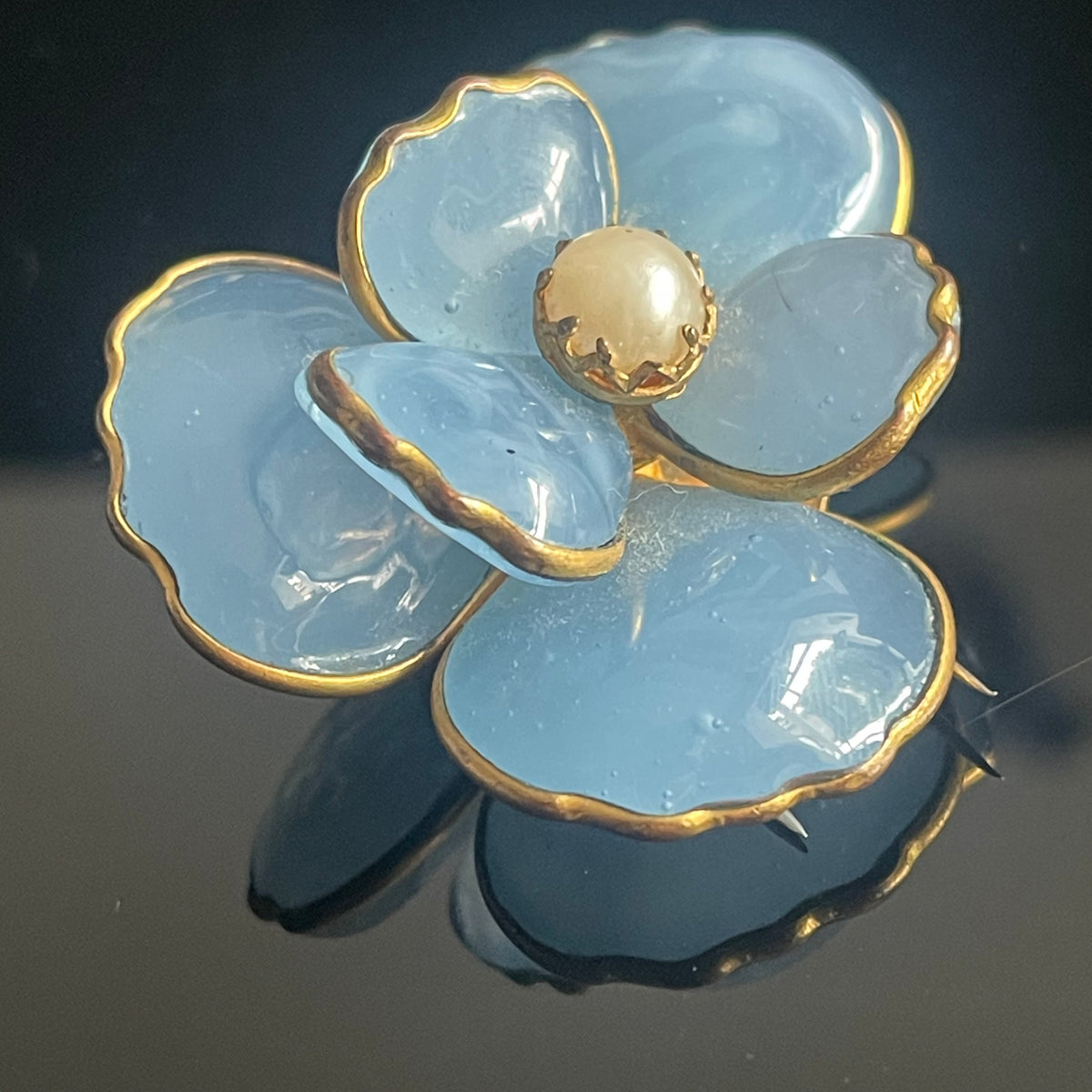 Broche Ancienne étoilée - Pâte De Verre Bleue & Clous Acier Berlin