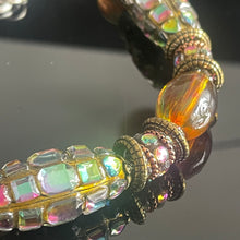Charger l'image dans la galerie, RECTO VERSO, sublime collier pierres résinées multi couleurs