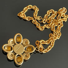 Charger l'image dans la galerie, Très beau collier vintage couture signé Henry