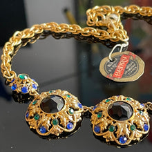 Charger l'image dans la galerie, Joli collier ancien métal doré et pierres de couleur Henry