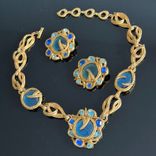 Charger l'image dans la galerie, Sublime et rare set YSL par Goossens métal doré et pierres bleues