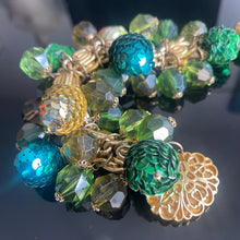 Charger l'image dans la galerie, Bel ensemble vintage couture bracelet et boucles clips Jacky de G