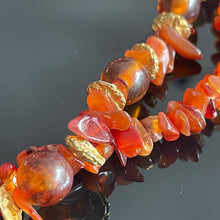 Charger l'image dans la galerie, Très joli collier vintage couture Jean-Louis Scherrer avec pierres naturelles