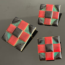 Charger l'image dans la galerie, Belles et rares boucles clips en céramique signées YSL, atelier Scemama