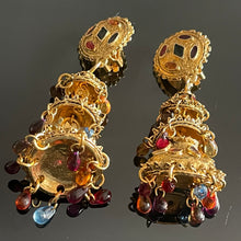 Charger l'image dans la galerie, Grandes boucles clips vintage couture signées Satellite