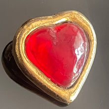 Load image into Gallery viewer, Pretty heart brooch in gold-tone metal and red resin by YSL