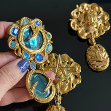 Charger l'image dans la galerie, Sublime set vintage couture boucles clips et broche / pendentif signé YSL
