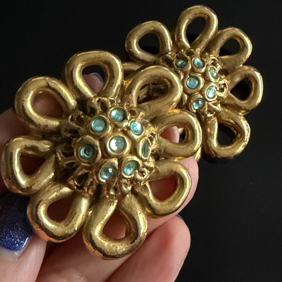Boucles D’oreilles Vintage Jacky De G – Clips En Résine Dorée – Occasion, Style Rétro