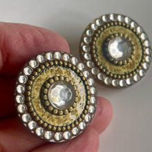 Charger l'image dans la galerie, Jolies boucles clips vintage en résine par Recto Verso