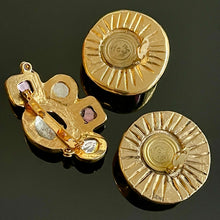 Charger l'image dans la galerie, Rare et belle parure Kalinger avec gros cabochons de verre en camaïeu de roses et violines