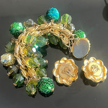 Charger l'image dans la galerie, Bel ensemble vintage couture bracelet et boucles clips Jacky de G
