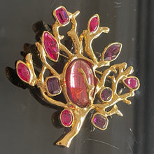 Charger l'image dans la galerie, Sublime et rare grande broche YSL par Goossens