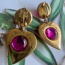 Charger l'image dans la galerie, Rare et sublime parure vintage collier + boucles d’oreilles pendantes cœurs YSL par Goossens