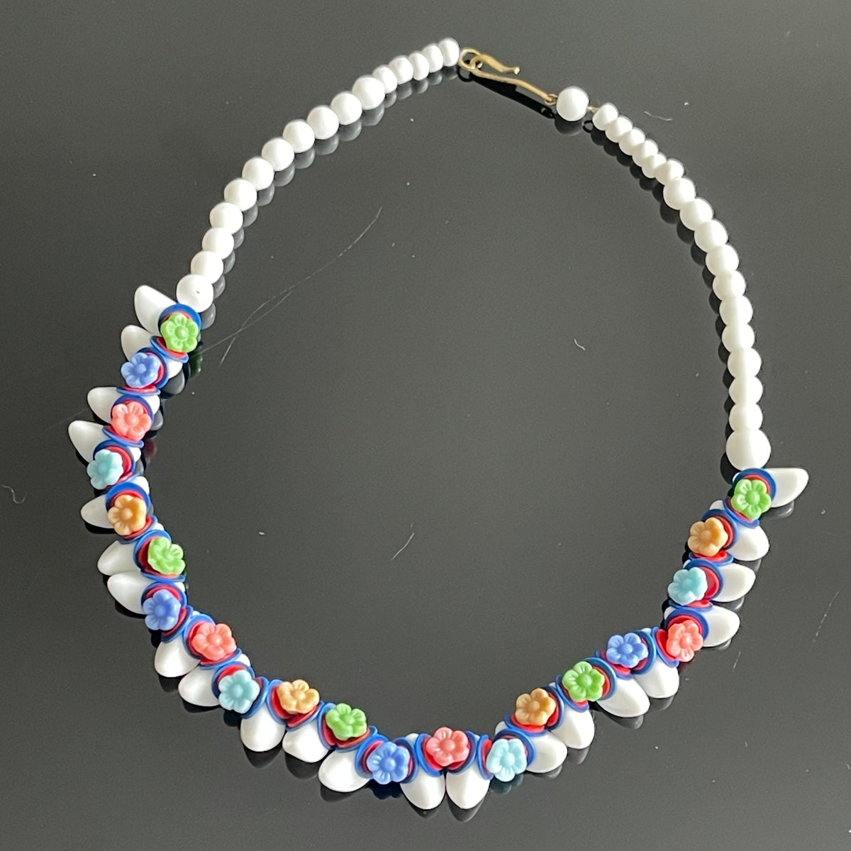 Collier Vintage Avec Perles En Verre Anciennes - Longueur 46-50 Cm, Multicolore, Occasion
