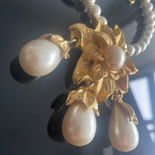 Charger l'image dans la galerie, Jacky de G, grand collier vintage couture oversize