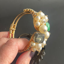 Charger l'image dans la galerie, Sublime bracelet ancien avec perles synthétiques et pierres (cristal)