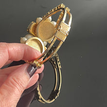 Charger l'image dans la galerie, Sublime bracelet ancien avec perles synthétiques et pierres (cristal)
