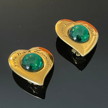 Charger l&#39;image dans la galerie, YSL par Goossens, fabuleux set collier et boucles clips avec cabochons de verre verts et bleus

