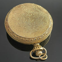Charger l&#39;image dans la galerie, Grand pendentif poudrier vintage en métal doré
