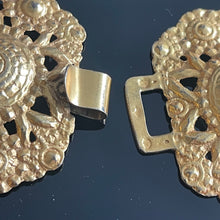 Charger l'image dans la galerie, Belle et grande boucle en vermeil époque 1900