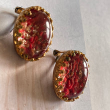 Load image into Gallery viewer, Pretty vintage clip-on earrings with Murano glass cabochons