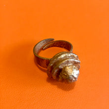 Load image into Gallery viewer, Henry, vintage modernist ring in gilt bronze, 1950s/60s