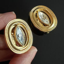 Charger l'image dans la galerie, Jolies boucles vintage couture signées YSL
