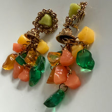 Charger l'image dans la galerie, Sublimes boucles clips vintage pendantes oversized signées PG

