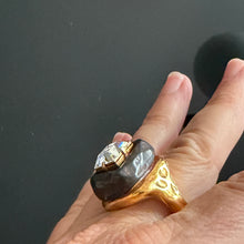 Charger l'image dans la galerie, Joli set vintage couture bague + boucles clips signées Kalinger
