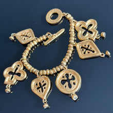 Charger l'image dans la galerie, Joli bracelet vintage couture en métal doré signé Jean-Louis Scherrer

