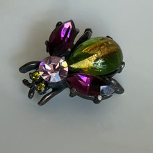 Charger l'image dans la galerie, Jolie petite broche abeille vintage signée GAS
