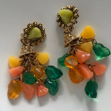 Charger l'image dans la galerie, Sublimes boucles clips vintage pendantes oversized signées PG
