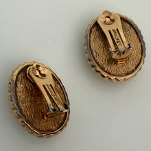 Charger l'image dans la galerie, Jolies boucles d’oreilles clips vintage signées Christian Dior Germany
