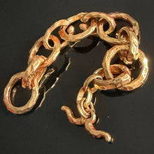 Charger l'image dans la galerie, Très beau bracelet vintage style gourmette en métal doré signé Kalinger
