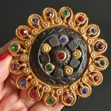 Charger l'image dans la galerie, Grosse broche vintage couture signée Kalinger
