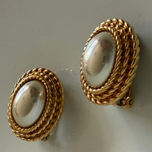 Charger l'image dans la galerie, Belles boucles vintage signées Christian Dior Germany années 70 / 80
