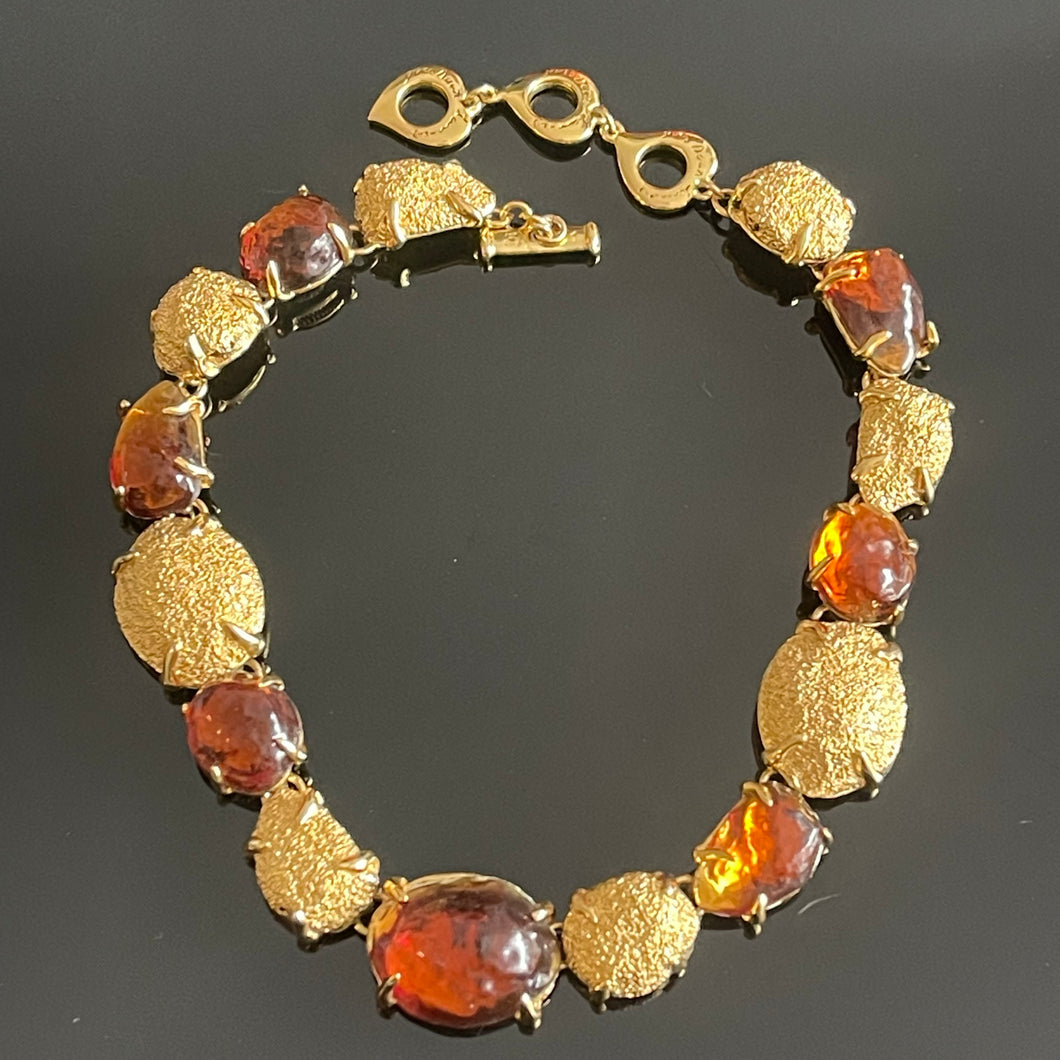 Sublime collier métal doré et cabochons de résine ambrée YSL par Goossens