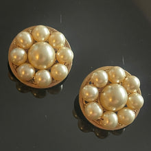 Charger l&#39;image dans la galerie, Jolies boucles clips anciennes Louis Rousselet
