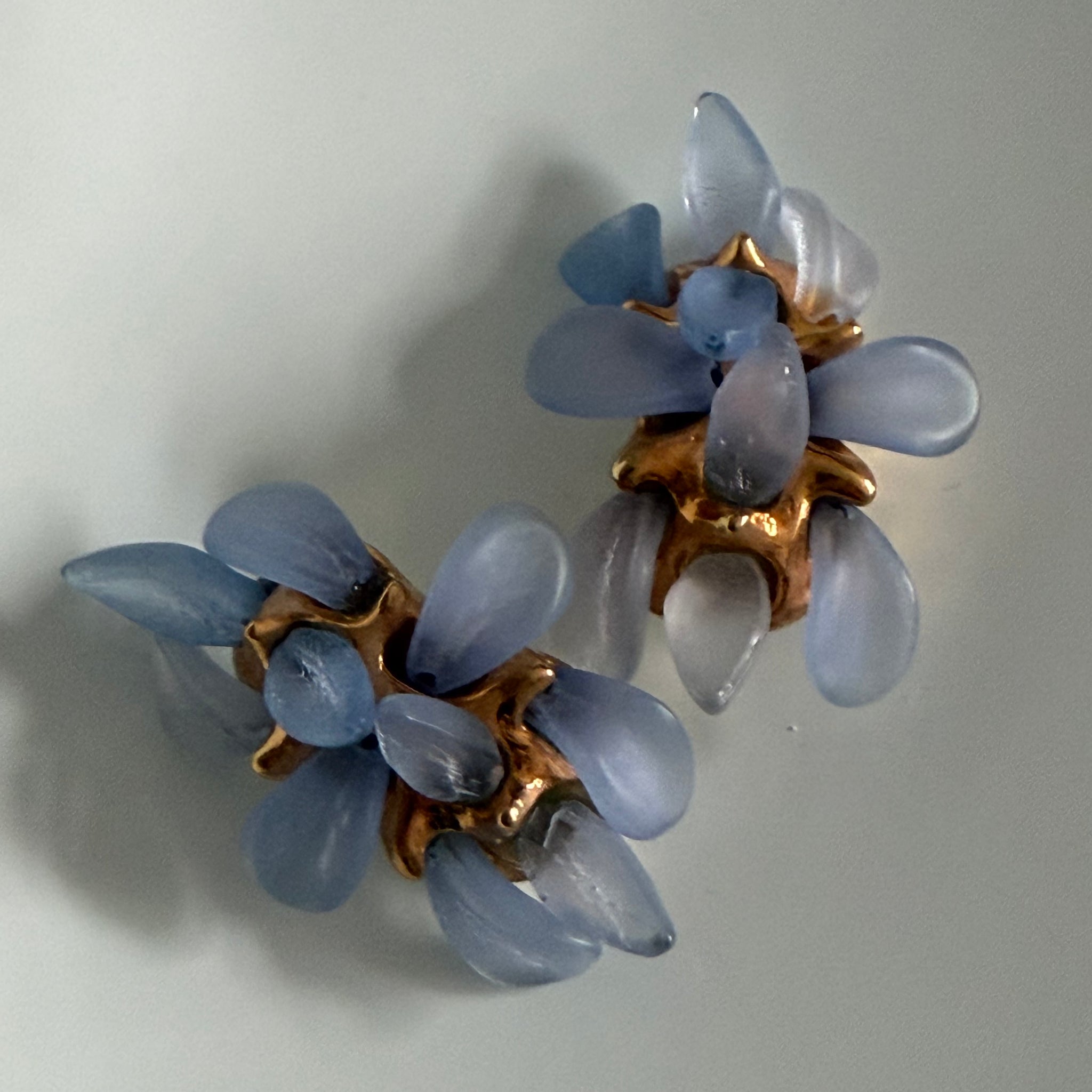 Boucles d'oreilles de créateur Tutti frutti en or jaune Boucles d'oreilles de créateur Tutti frutti en or jaune