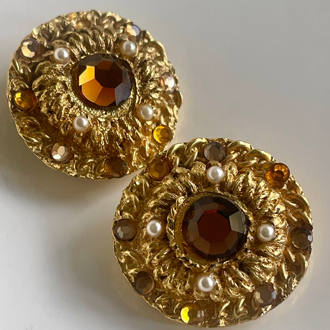 Belles boucles clips vintage couture signées Jacky de G
