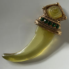 Charger l'image dans la galerie, Grande broche vintage couture oversize signée Kalinger

