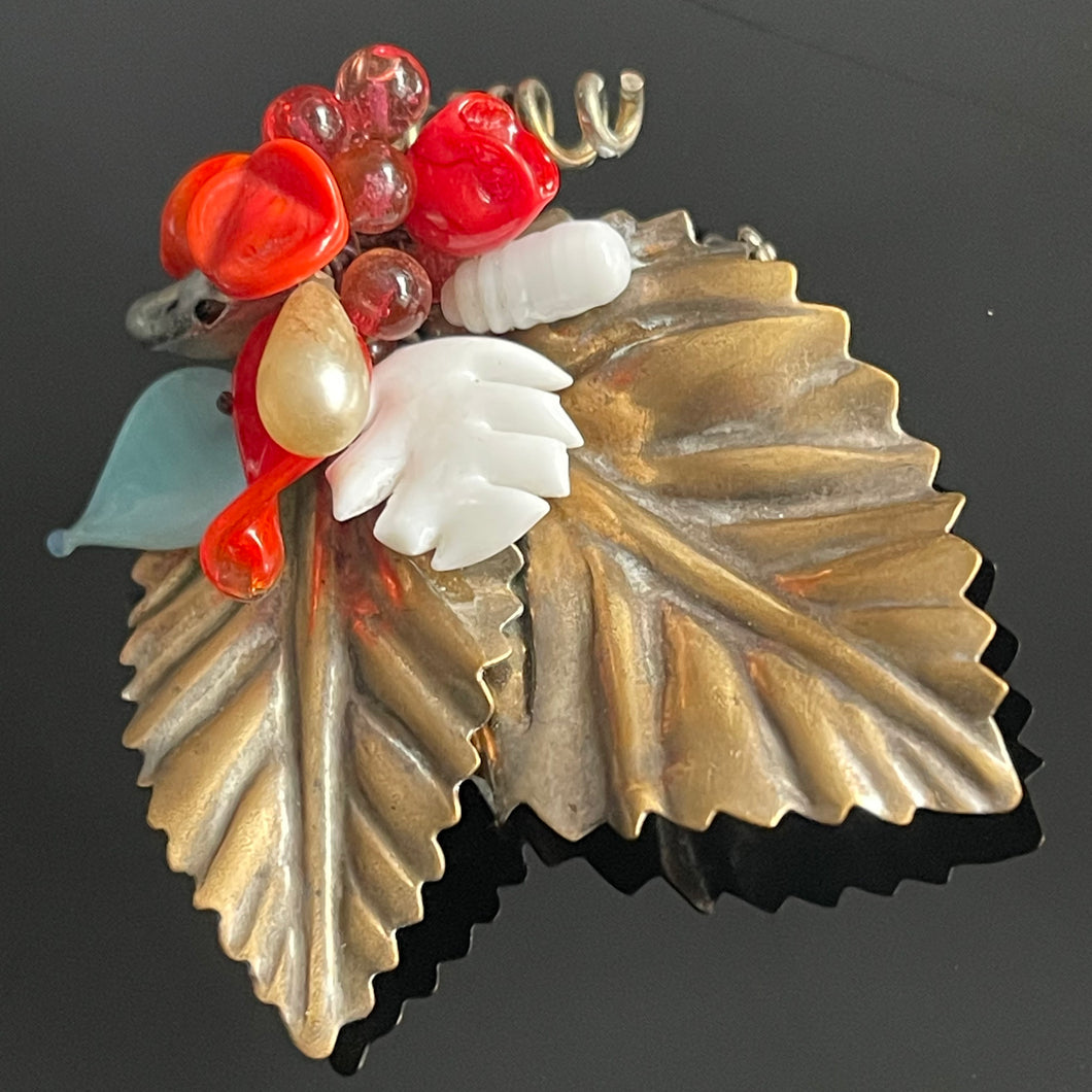 Belle broche ancienne Louis Rousselet motif feuille de vigne