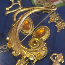 Load image into Gallery viewer, Large vintage brooch signed Lanvin
