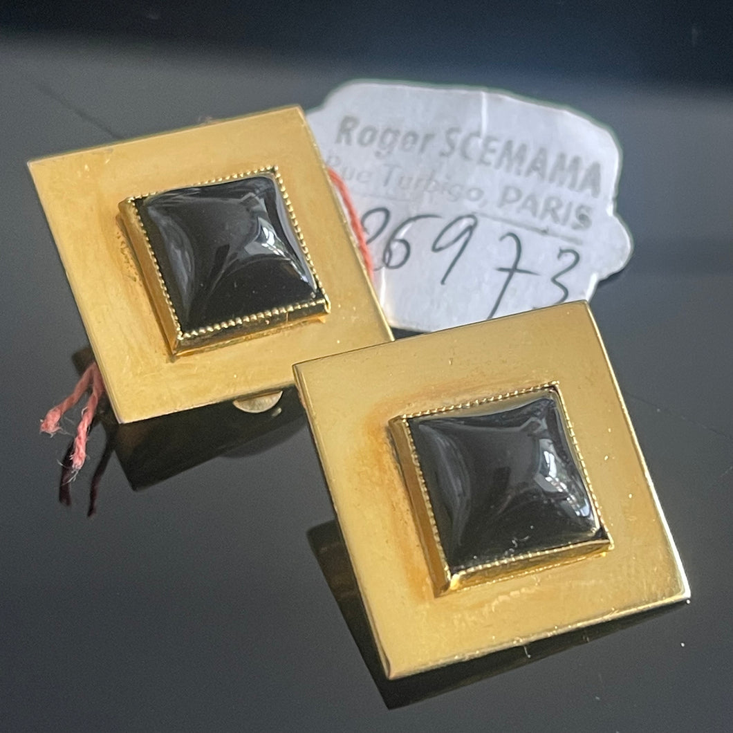 Belles boucles anciennes métal doré et verre Scemama pour YSL