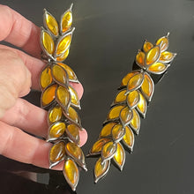 Charger l&#39;image dans la galerie, Rares longues boucles d’oreilles épis de blé Goossens pour YSL
