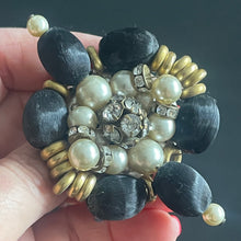 Charger l&#39;image dans la galerie, Très belle broche ancienne DLG de Lina Baretti
