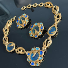 Charger l'image dans la galerie, Sublime et rare set YSL par Goossens métal doré et pierres bleues
