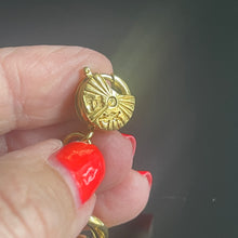 Charger l&#39;image dans la galerie, Jolie parure collier et boucles camaïeu pierres roses signée YSL
