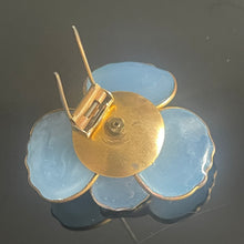 Charger l&#39;image dans la galerie, Très belle broche ancienne en pâte de verre Gripoix
